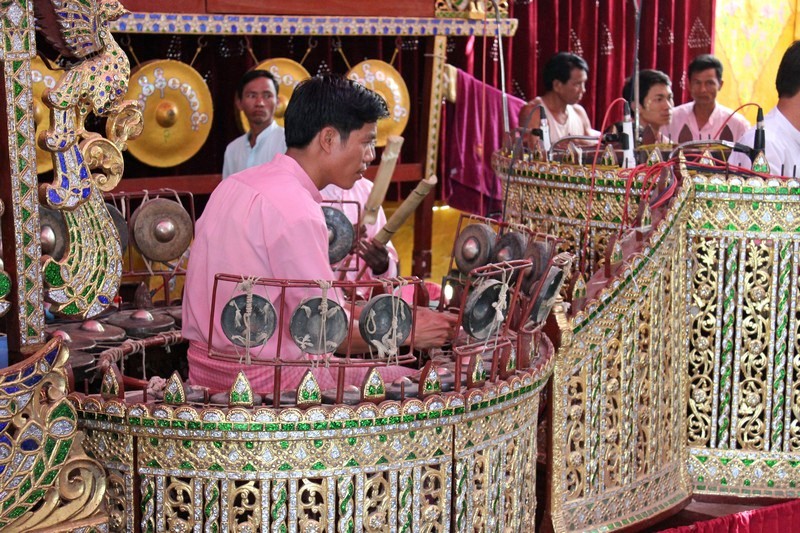 Mandalay Musiker