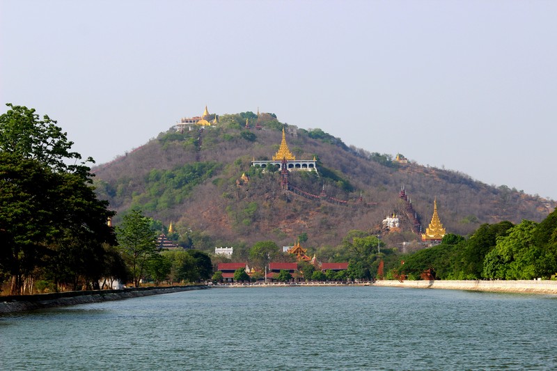 Blick auf den Mandalay Hill