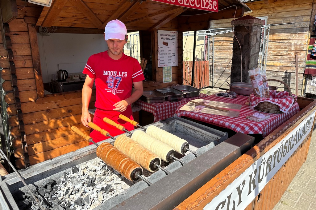 Gebäckspezialität an einem Marktstand von Sapanta